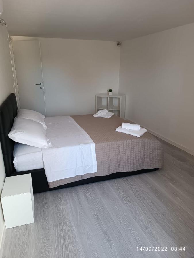 Di Fronzo Guest House T Triggiano Luaran gambar