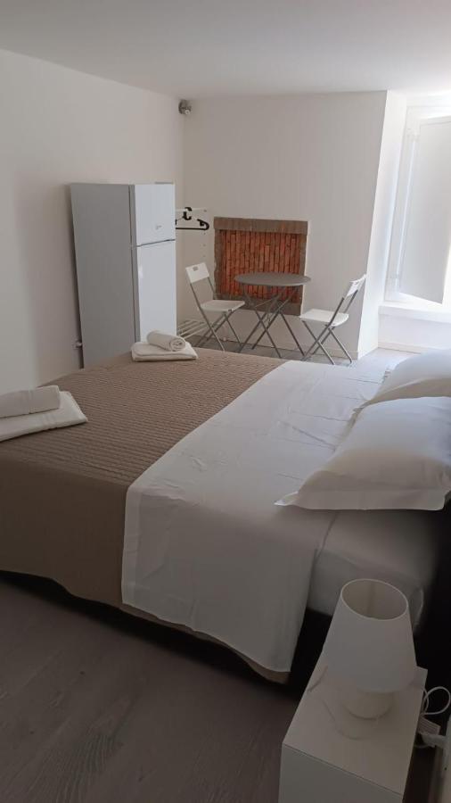 Di Fronzo Guest House T Triggiano Luaran gambar