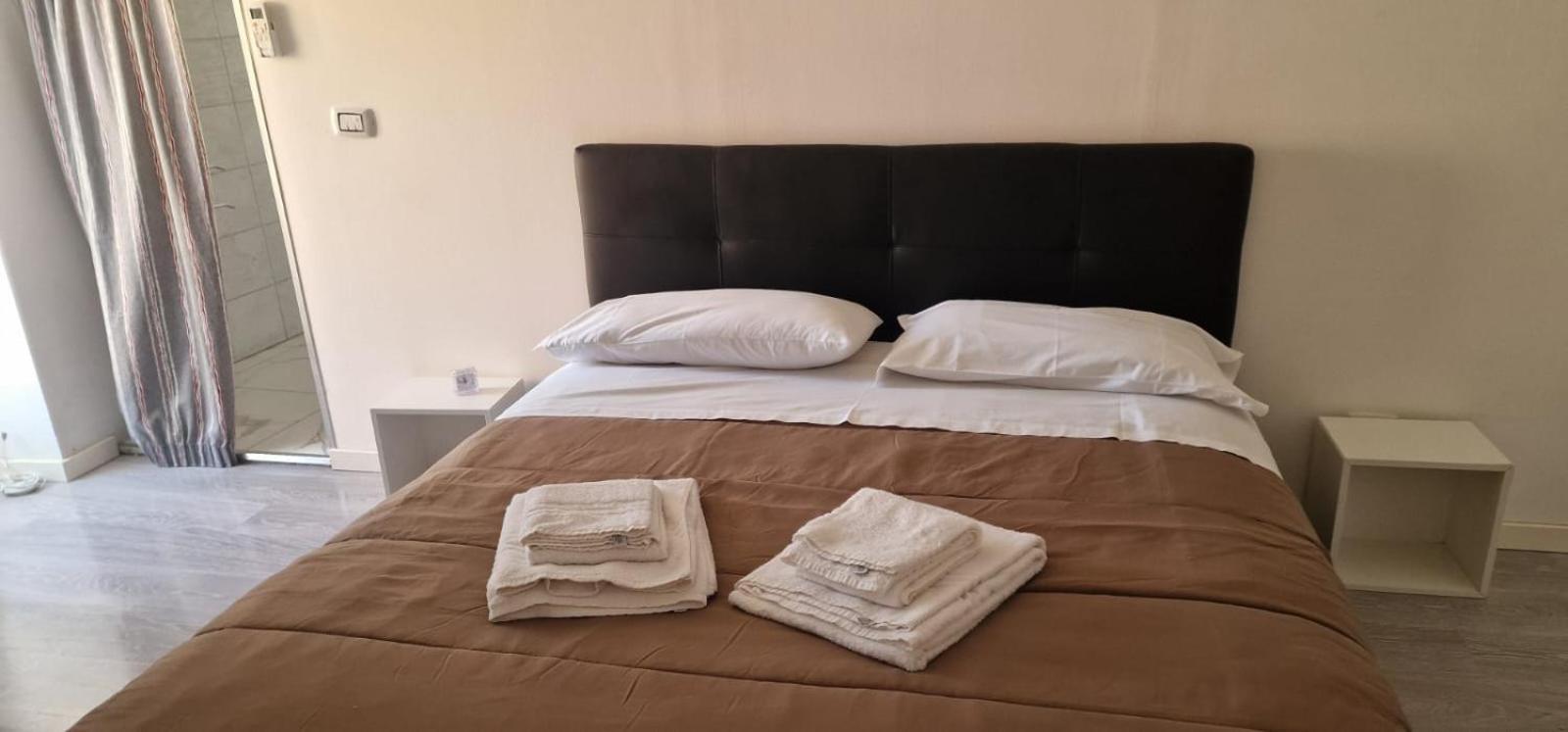 Di Fronzo Guest House T Triggiano Luaran gambar